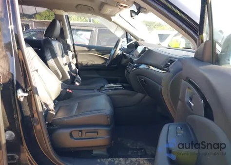 2019 Honda Pilot Touring из США, поврежденный, VIN 5FNYF6H99KB011820